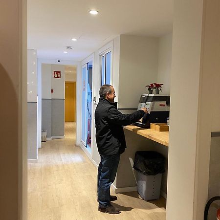 Hostal Bestprice Barcelona Stadium Kültér fotó