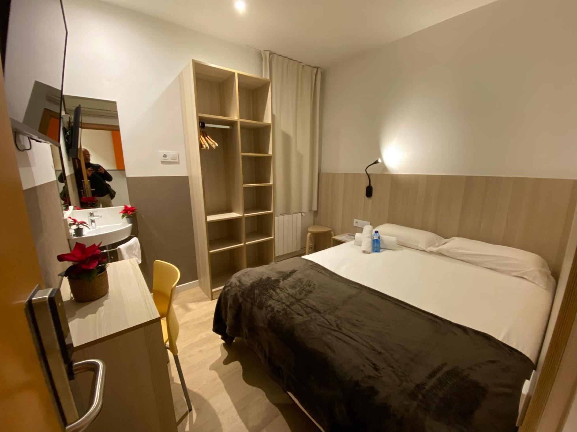 Hostal Bestprice Barcelona Stadium Kültér fotó