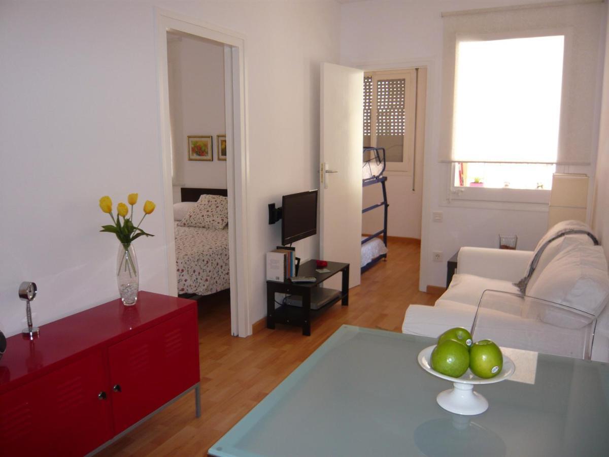 Hostal Bestprice Barcelona Stadium Szoba fotó
